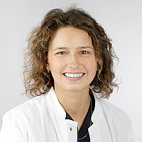 Portraitfoto von Dr. Hannah Spallek Assistenzärztin, Frauenklinik UMM