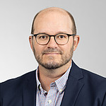 Portraitfoto von Prof. Dr. Thomas Mayrhofer