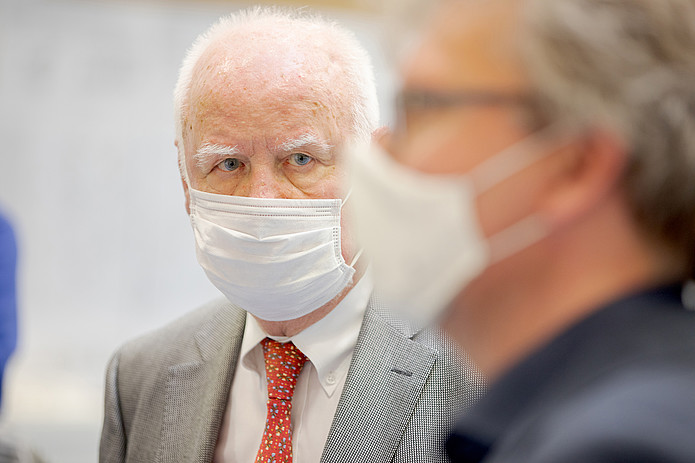 Dr. Manfred Fuchs